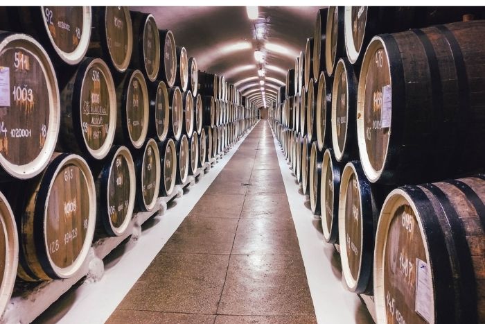 5 Must-Visit Wineries on the Monticello Wine Trail