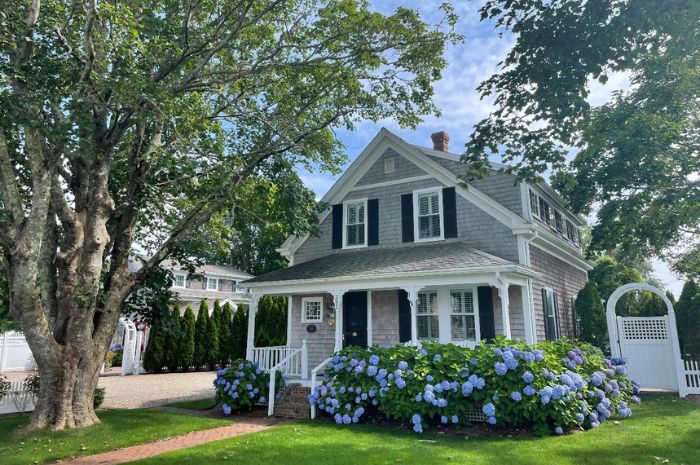 How Curb Appeal Can Be Boosted Before You Sell