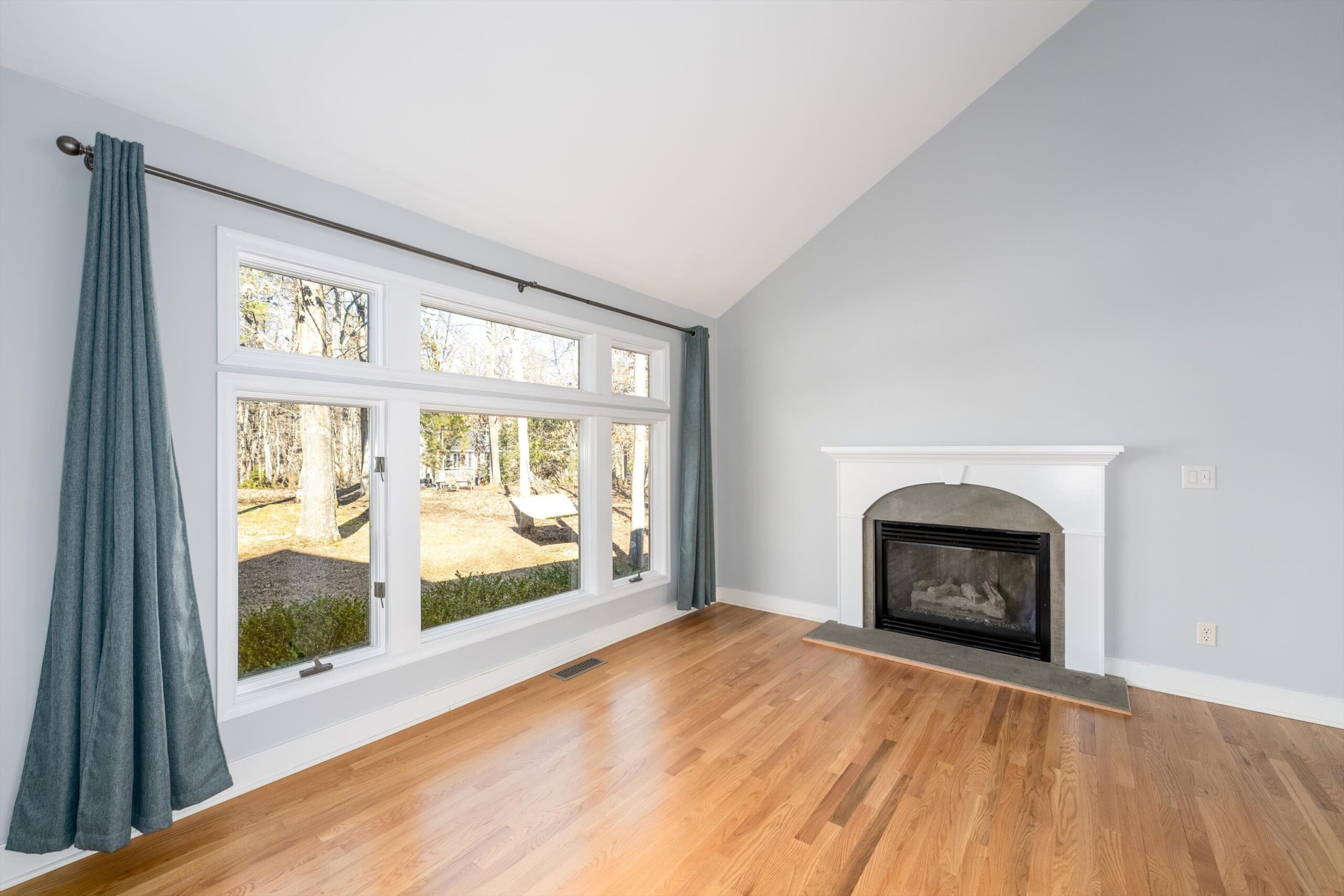 12-9 Vine Ridge Dr-004