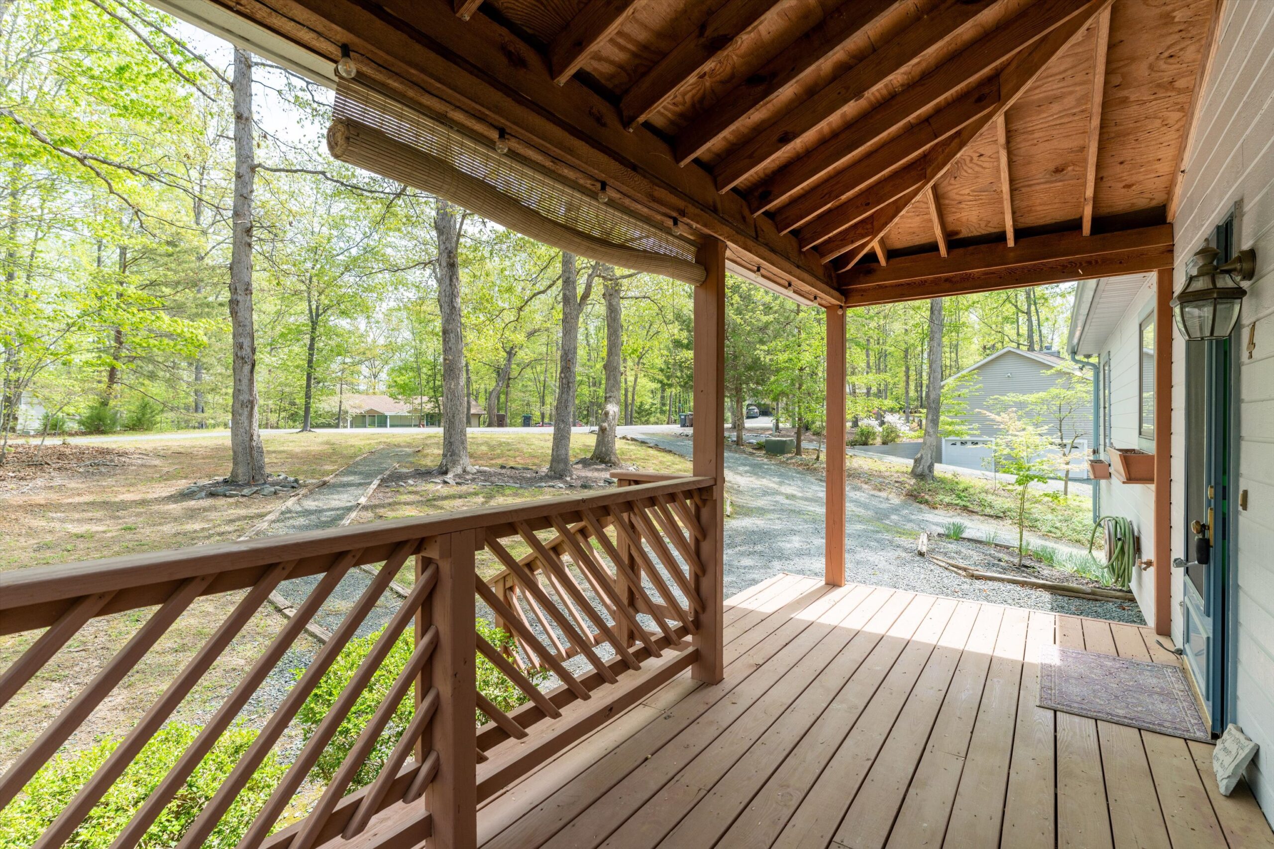 03-4 Nutwood Cir-001