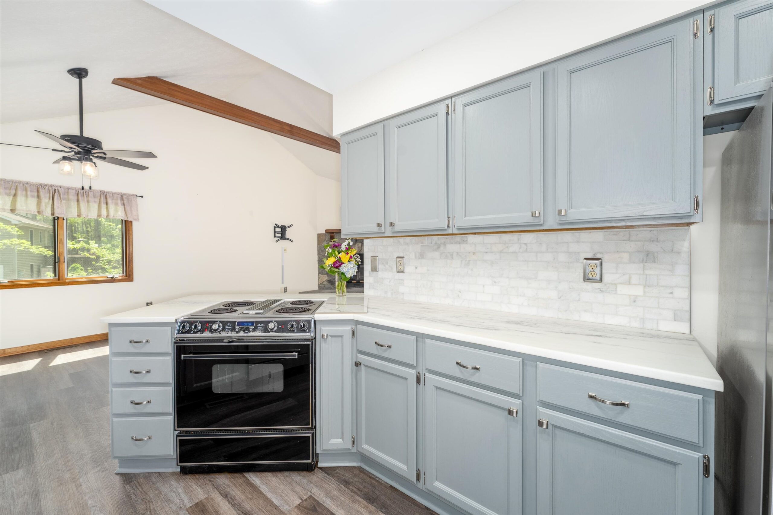10-4 Nutwood Cir-018