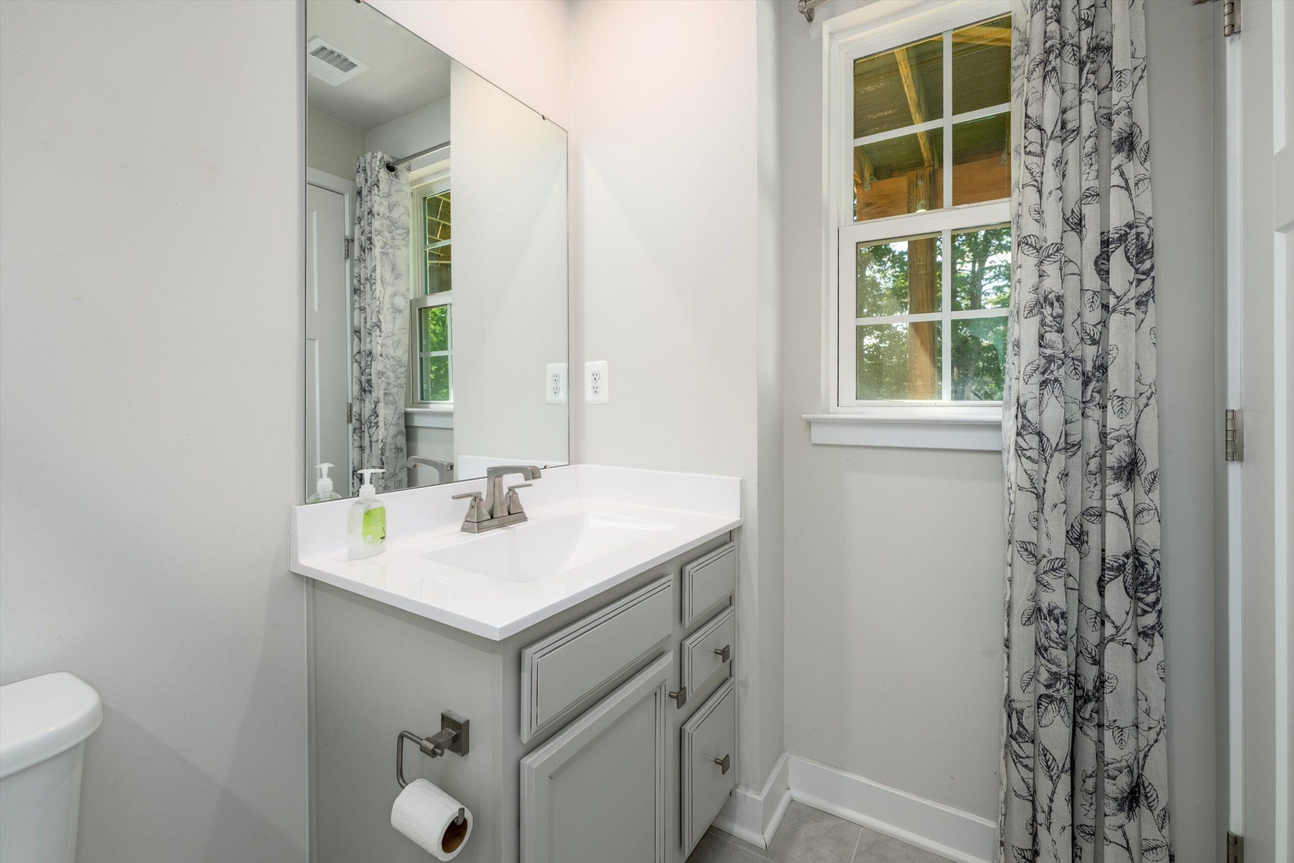 11-3225 Acadia Dr-011