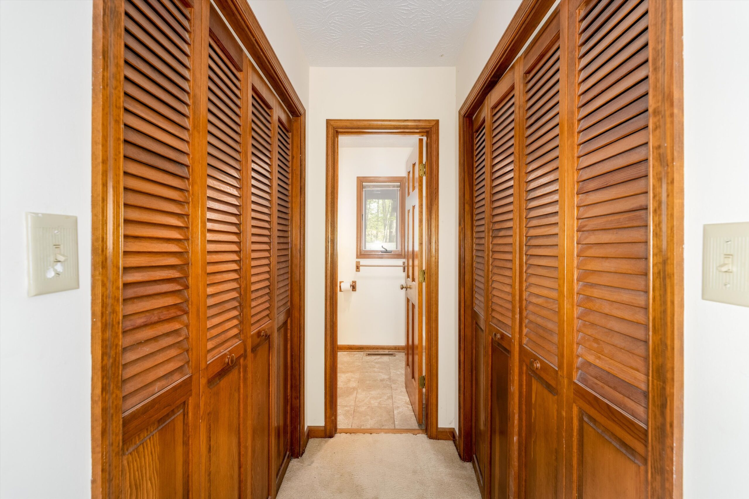 29-4 Nutwood Cir-032