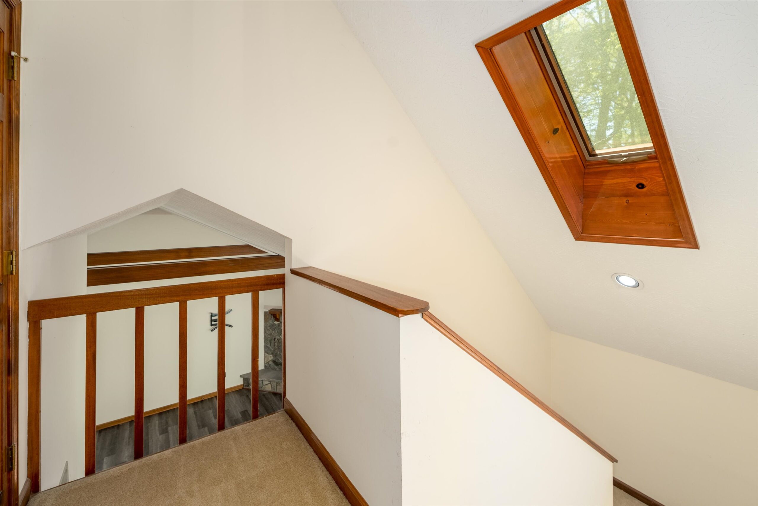 33-4 Nutwood Cir-035