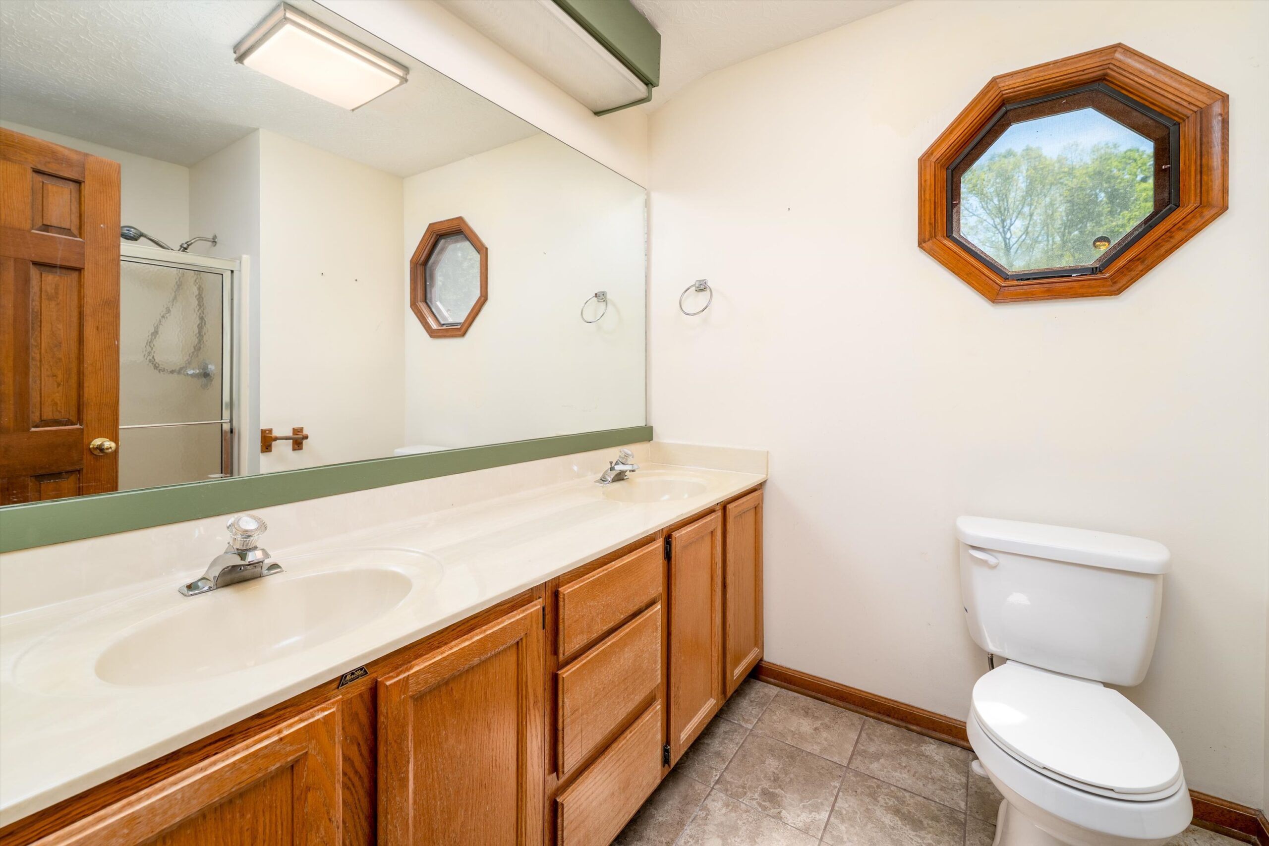 37-4 Nutwood Cir-040