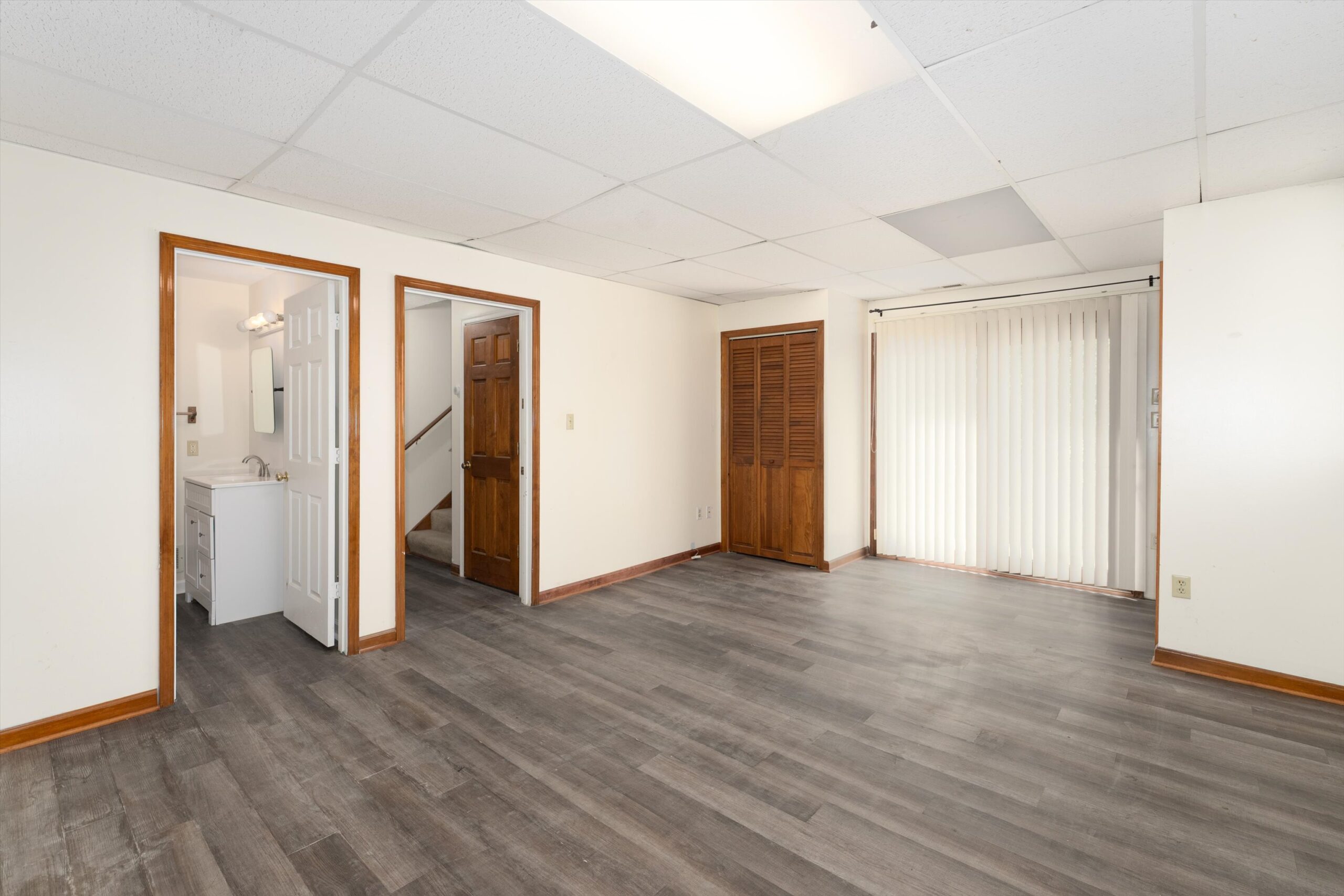 40-4 Nutwood Cir-045