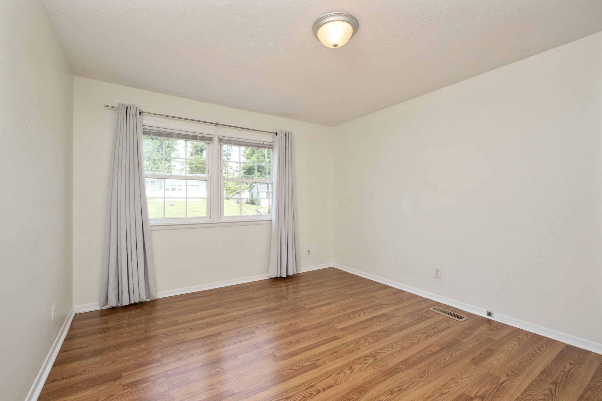21-web-or-mls-308-carlton-rd-a