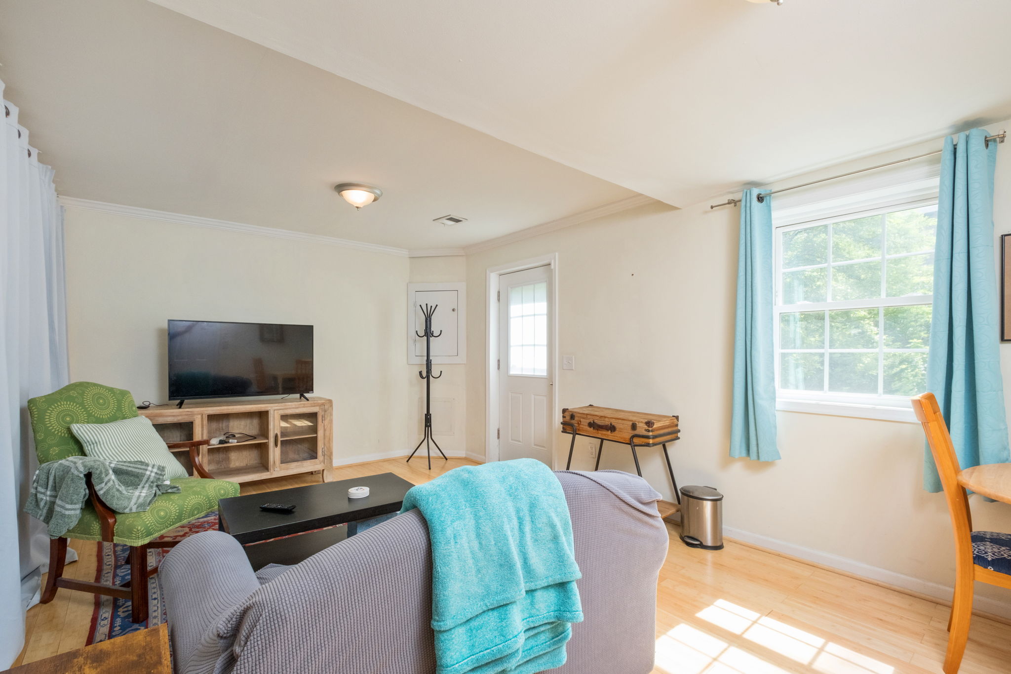 33-web-or-mls-308-carlton-rd-a