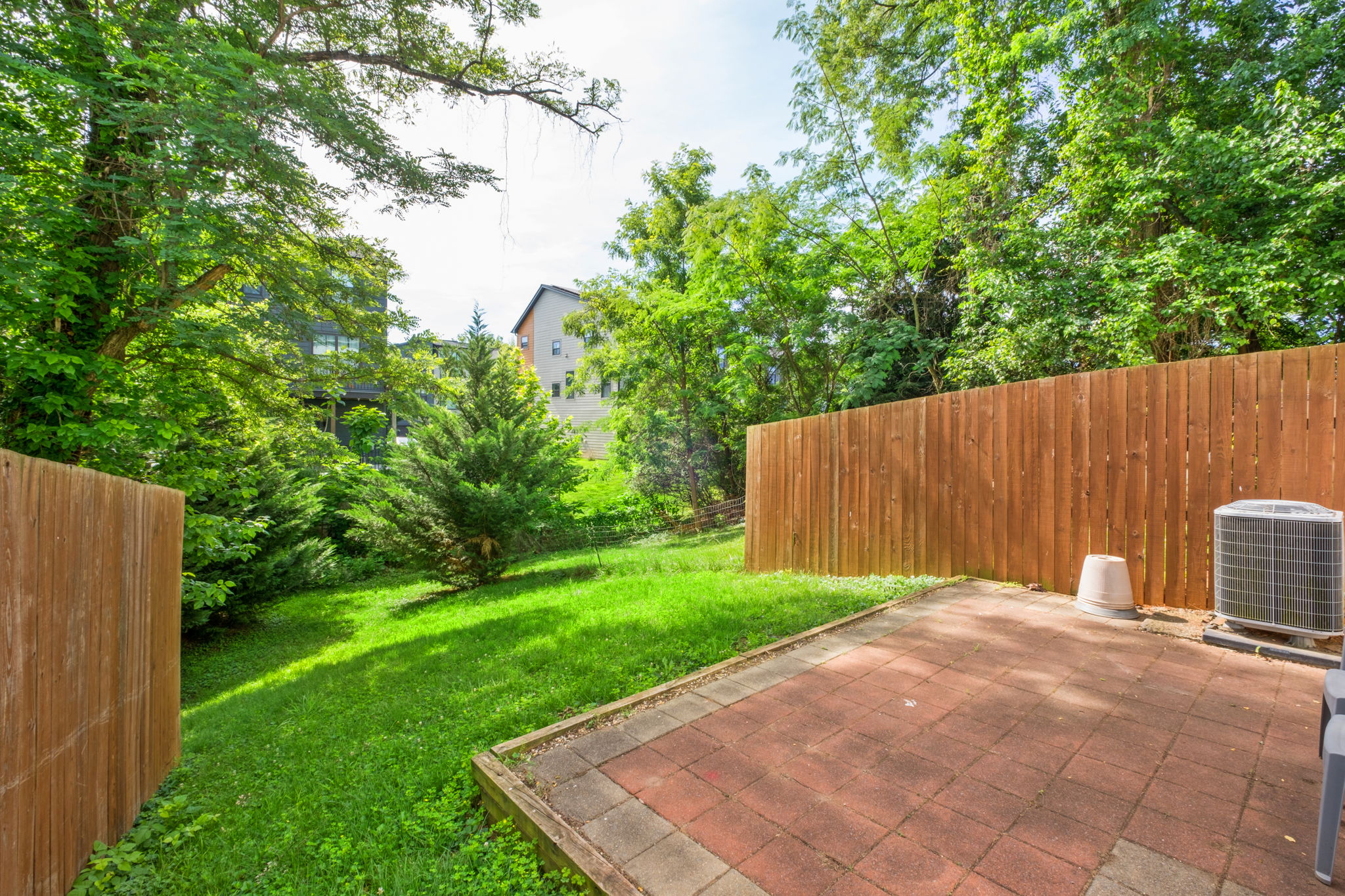5-web-or-mls-308-carlton-rd-a