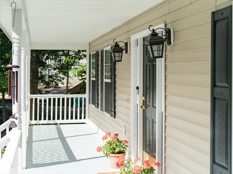06-10 Cliftwood Rd-020