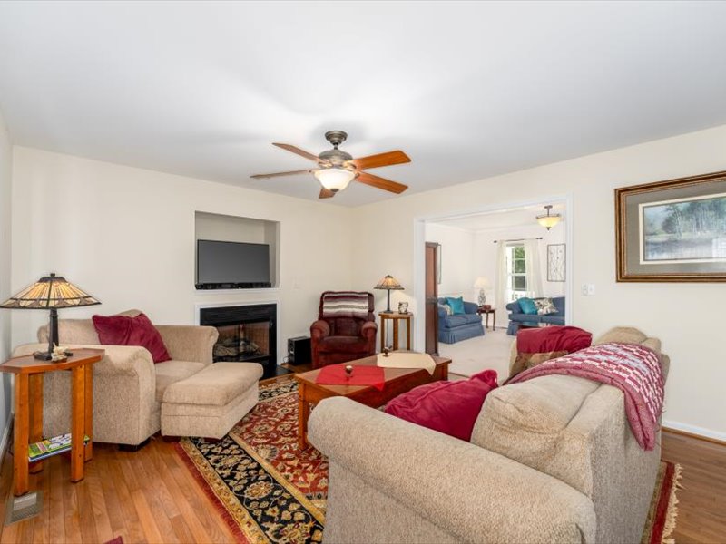22-10 Cliftwood Rd-022