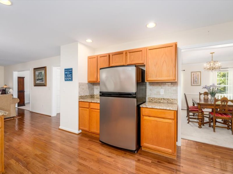 39-10 Cliftwood Rd-029