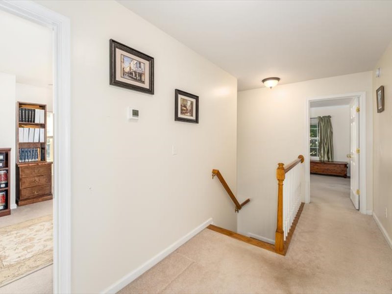 45-10 Cliftwood Rd-045
