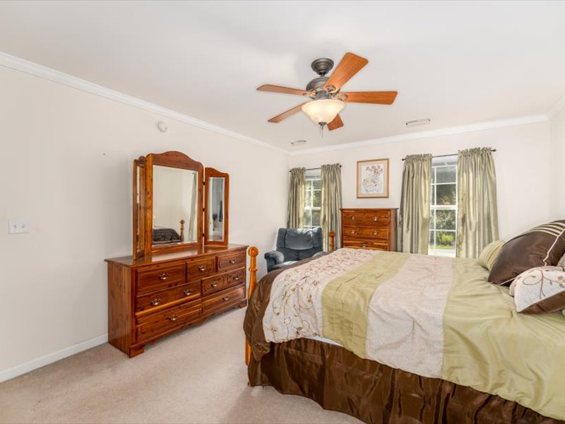 47-10 Cliftwood Rd-053